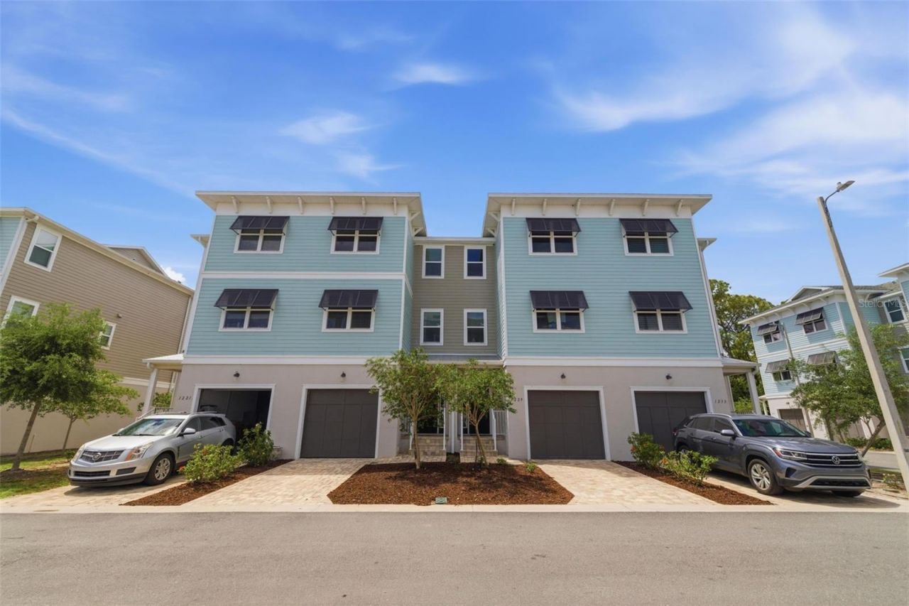 1225 Savona Drive Ne, Saint Petersburg, FL 33702 Photo