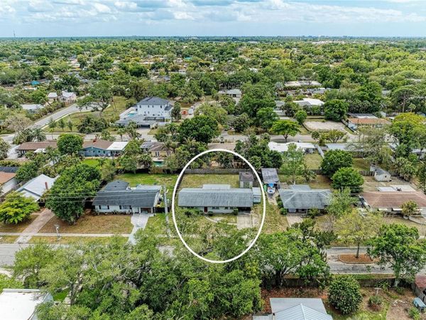 2286 HYDE PARK STREET, SARASOTA, FL 34239