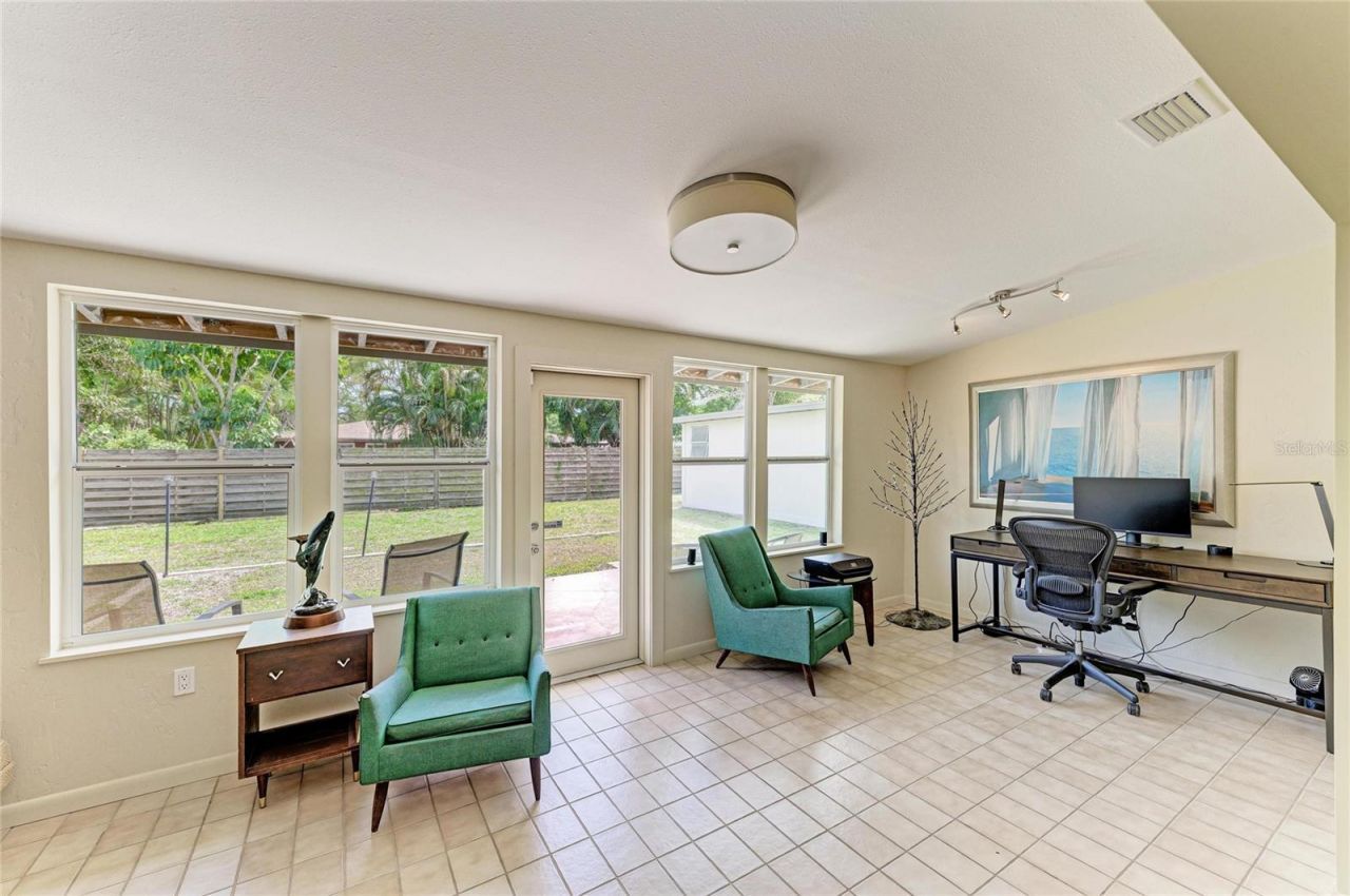 2286 Hyde Park Street, Sarasota, FL 34239 Photo