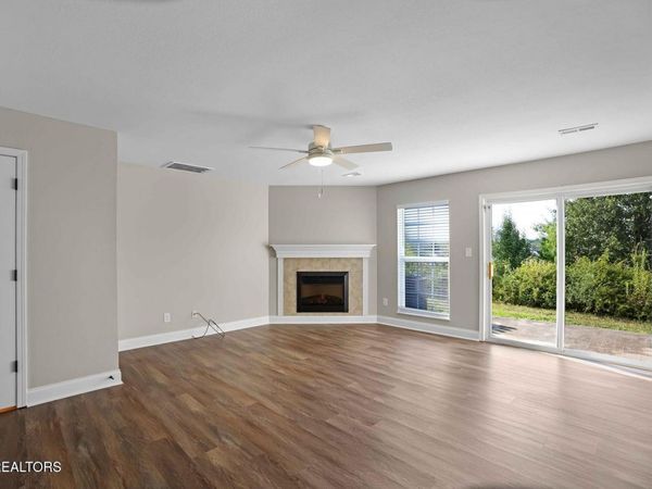 2425 Hallerins Court, Maryville, TN 37801