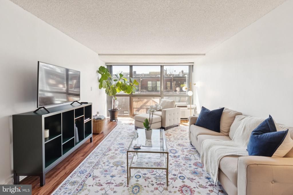 241 S 6TH STREET , PHILADELPHIA, PA 19106