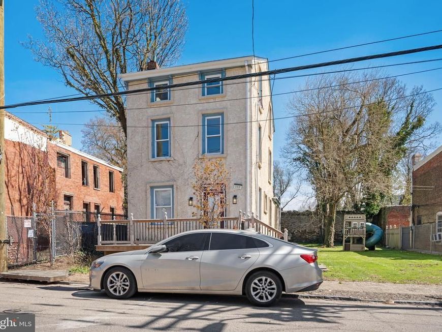 332 W Queen Lane, Philadelphia, PA 19144 Main Photo