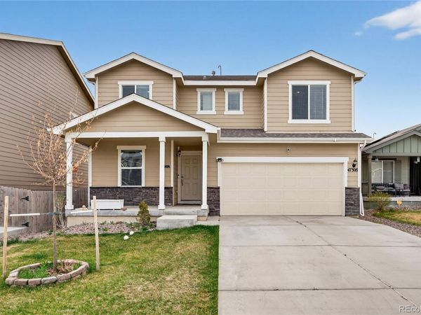 47308 Clover Avenue , Bennett, CO 80102