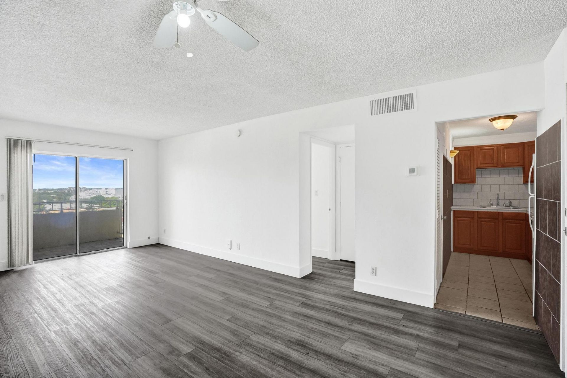 900 NE 18th Avenue, Unit 1004, Fort Lauderdale, FL 33304 Photo