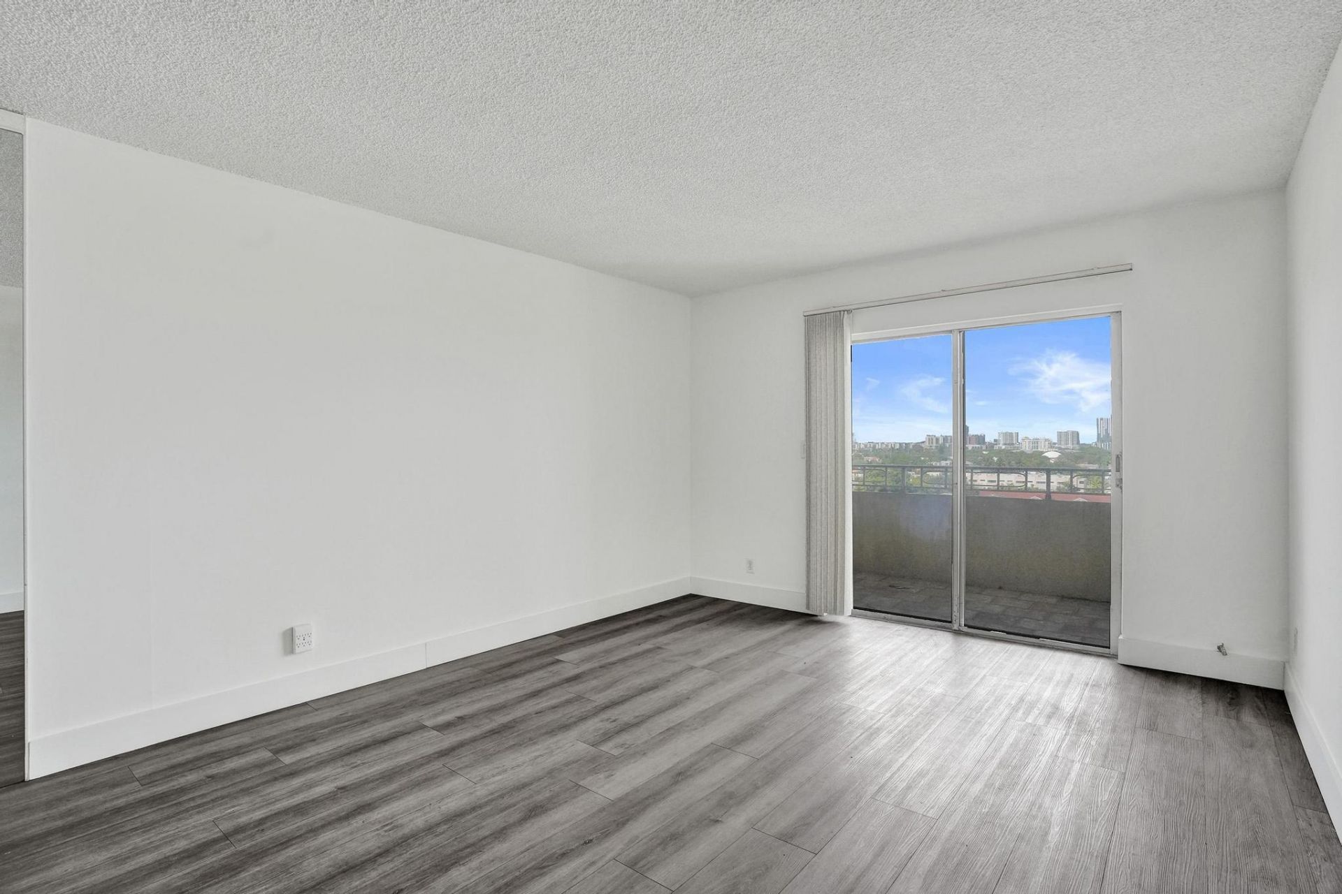 900 NE 18th Avenue, Unit 1004, Fort Lauderdale, FL 33304 Photo