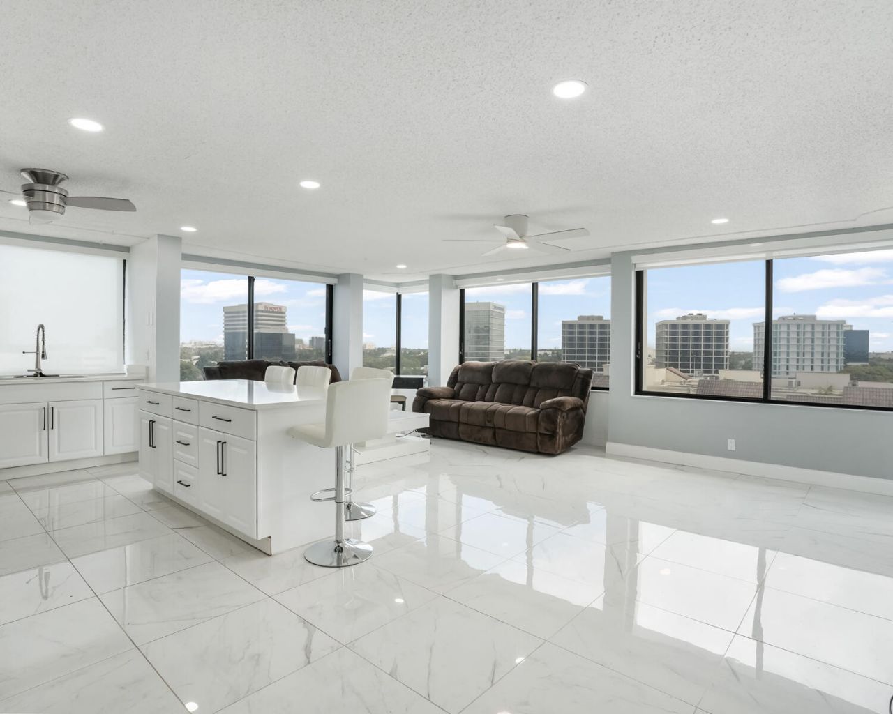 1500 Presidential Way, Unit 806, West Palm Beach, FL 33401 Photo