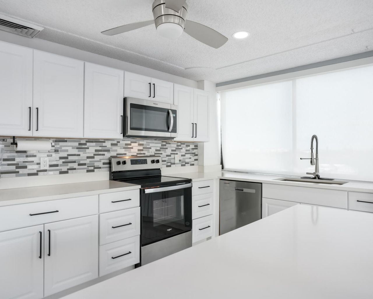 1500 Presidential Way, Unit 806, West Palm Beach, FL 33401 Photo