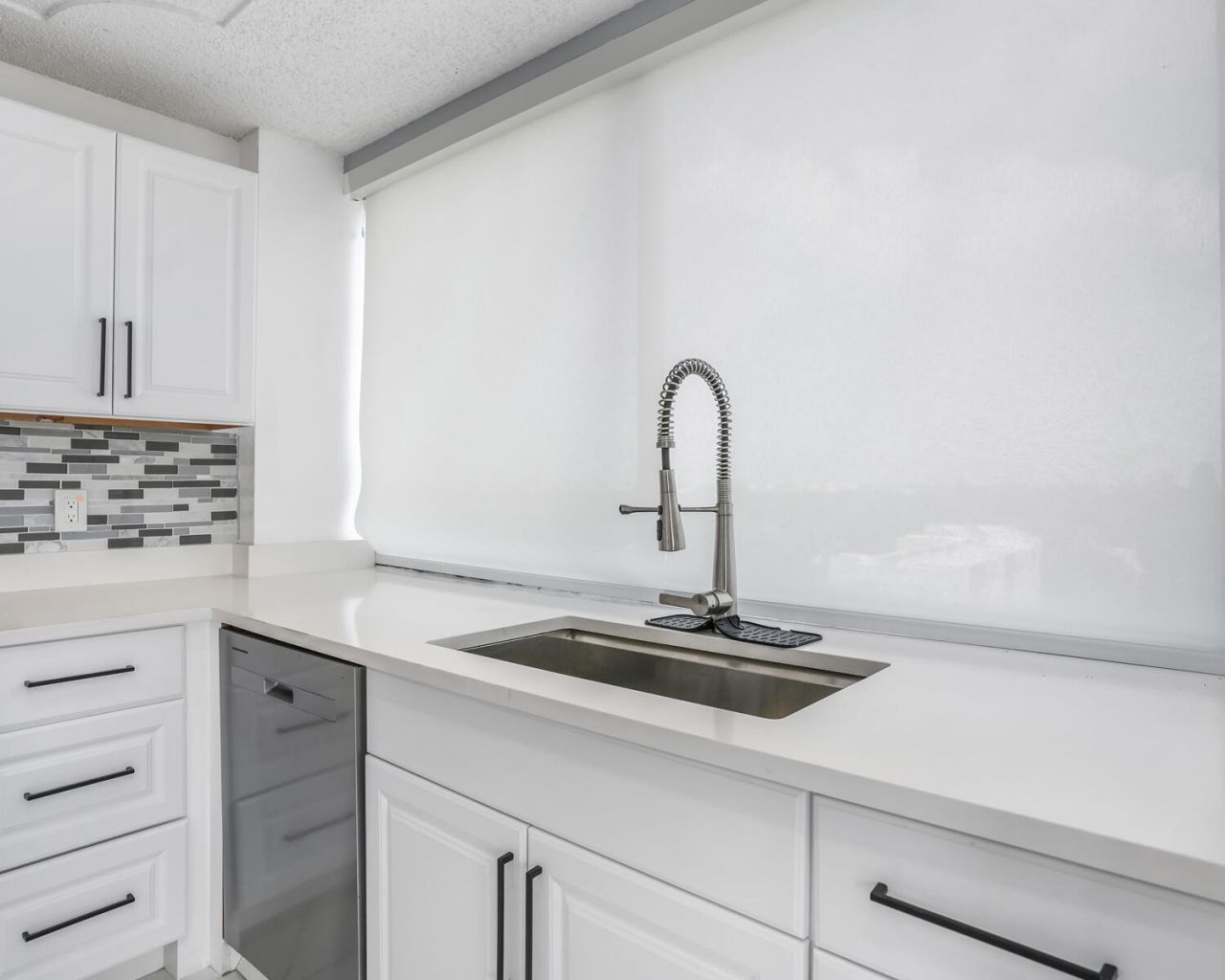 1500 Presidential Way, Unit 806, West Palm Beach, FL 33401 Photo