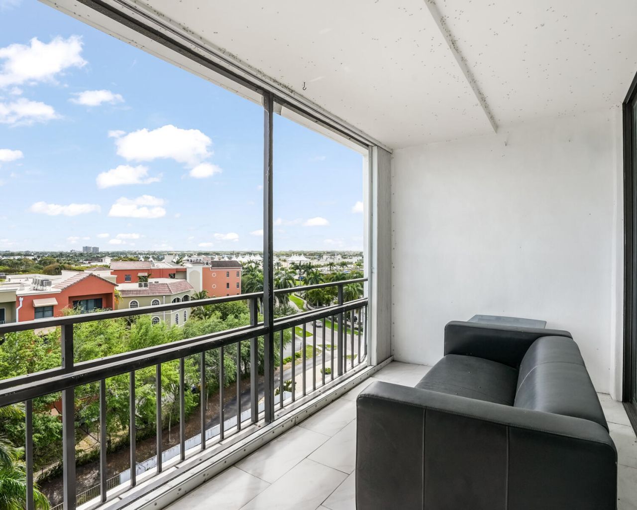 1500 Presidential Way, Unit 806, West Palm Beach, FL 33401 Photo