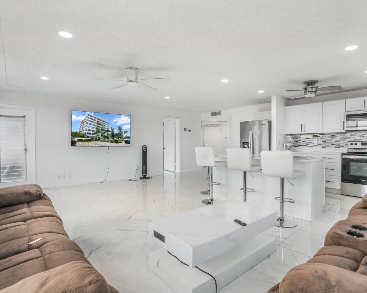 1500 Presidential Way, Unit 806, West Palm Beach, FL 33401 Photo