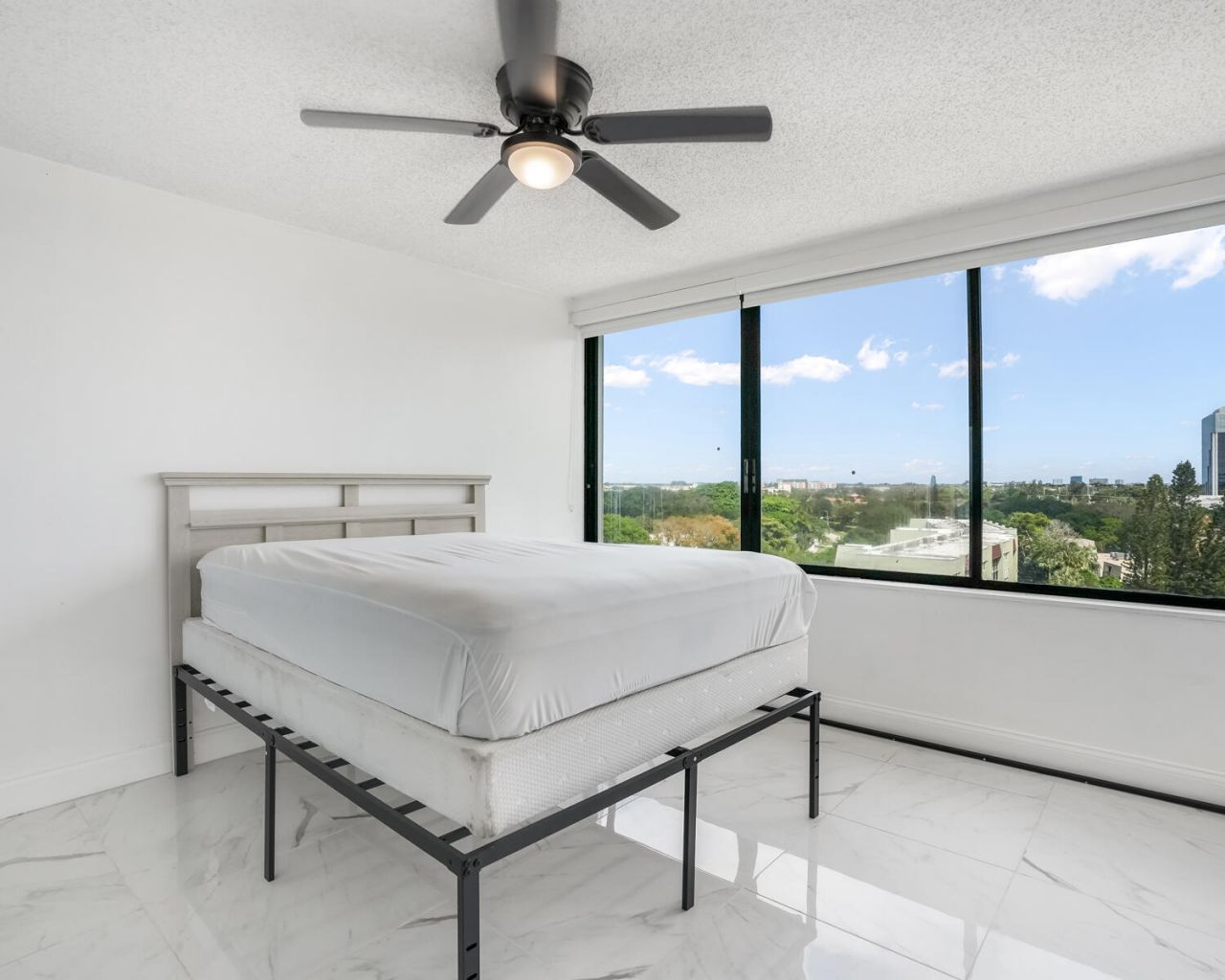 1500 Presidential Way, Unit 806, West Palm Beach, FL 33401 Photo