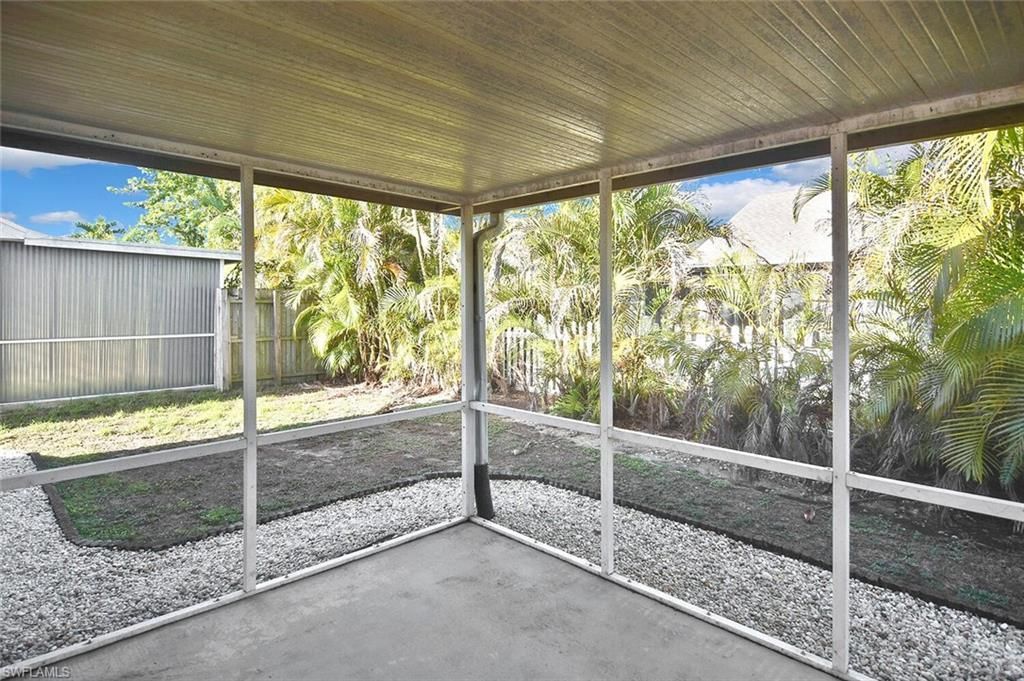 15065 Cloverdale Dr, Fort Myers, FL 33919 Photo