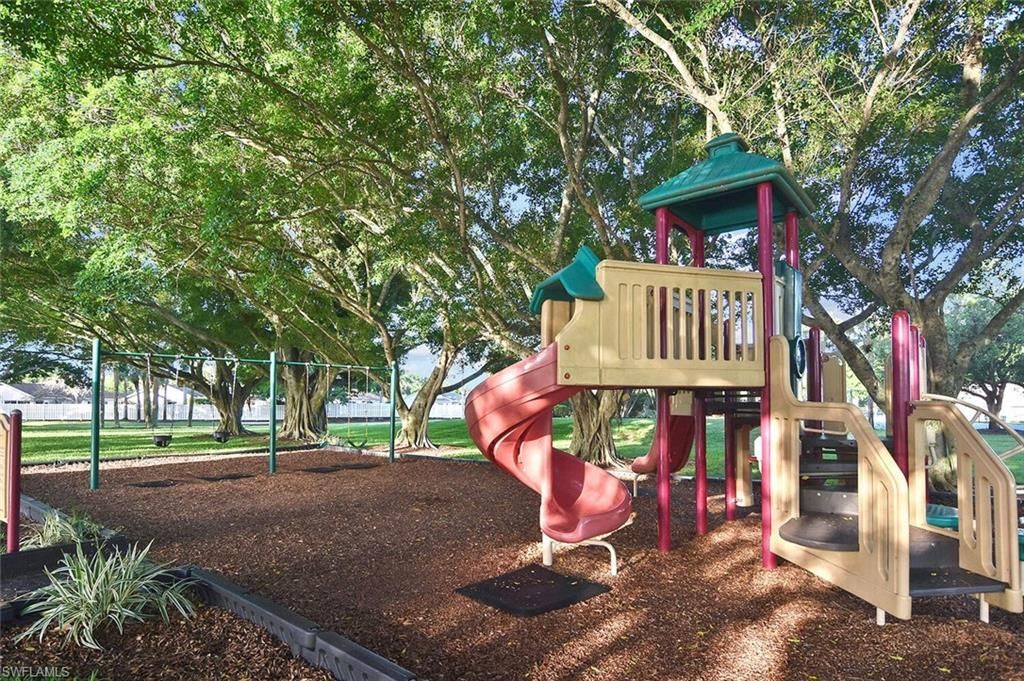 15065 Cloverdale Dr, Fort Myers, FL 33919 Photo
