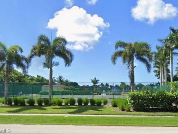 1510 Mainsail DR, Unit 7, NAPLES, FL 34114