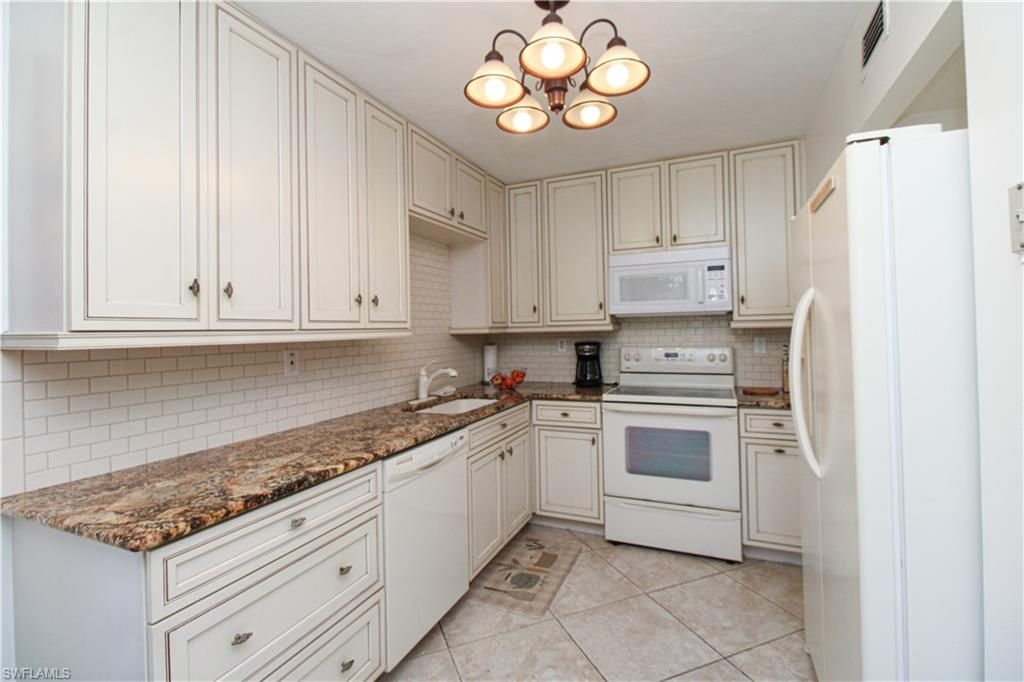 1510 Mainsail Dr, Unit 7, Naples, FL 34114 Photo