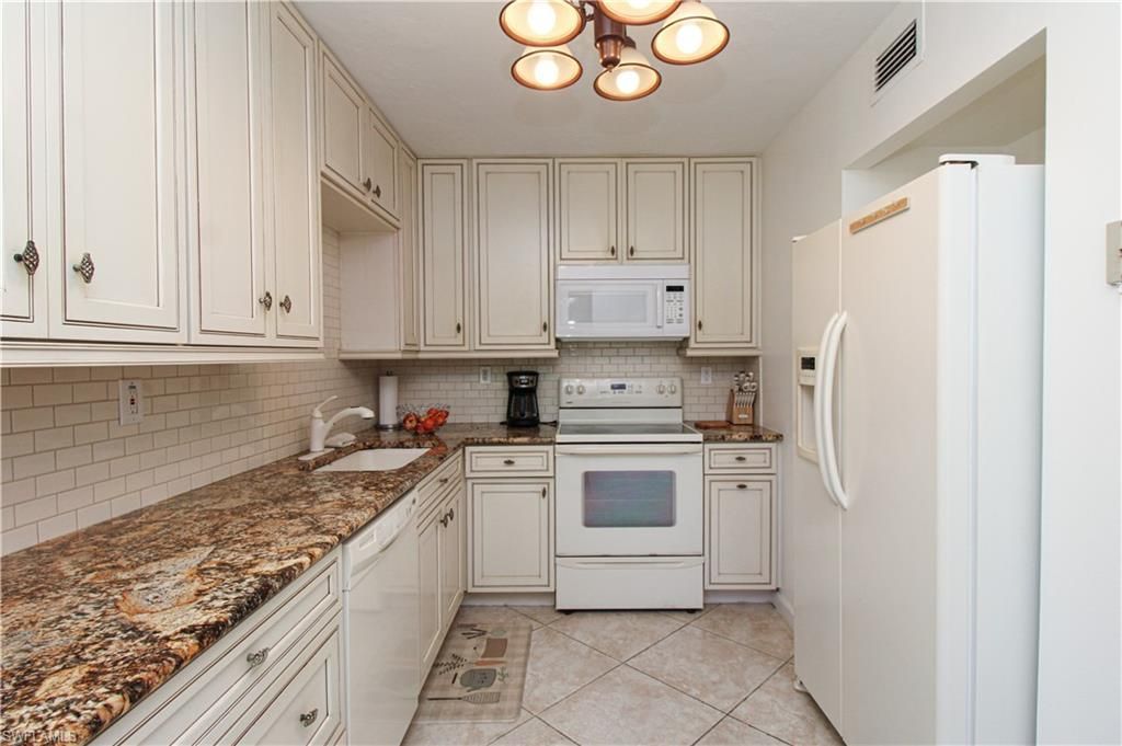 1510 Mainsail Dr, Unit 7, Naples, FL 34114 Photo