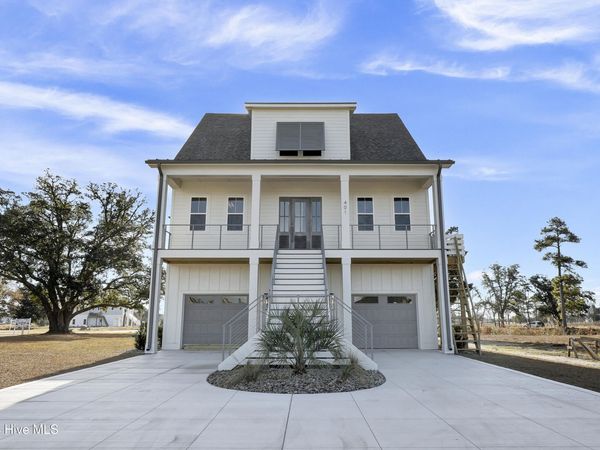 828 Lake Willow Way, Holly Ridge, NC 28445