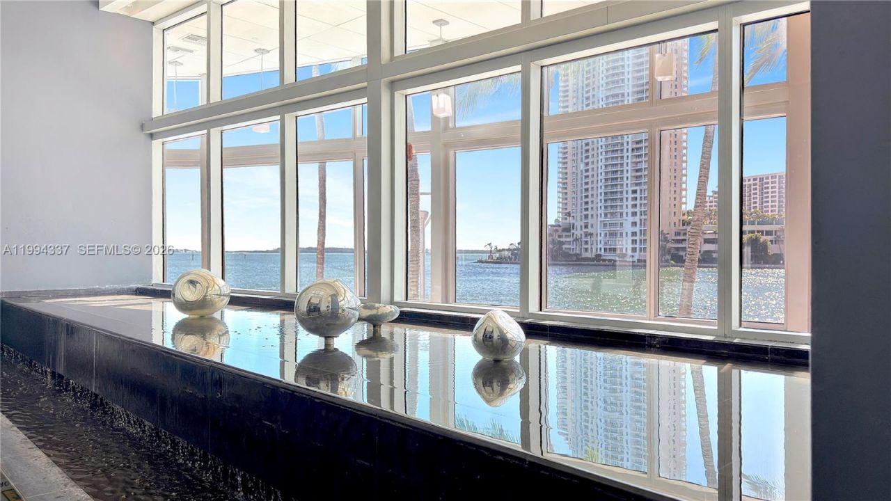 335 S Biscayne Blvd, Unit 2905, Miami, FL 33131 Photo
