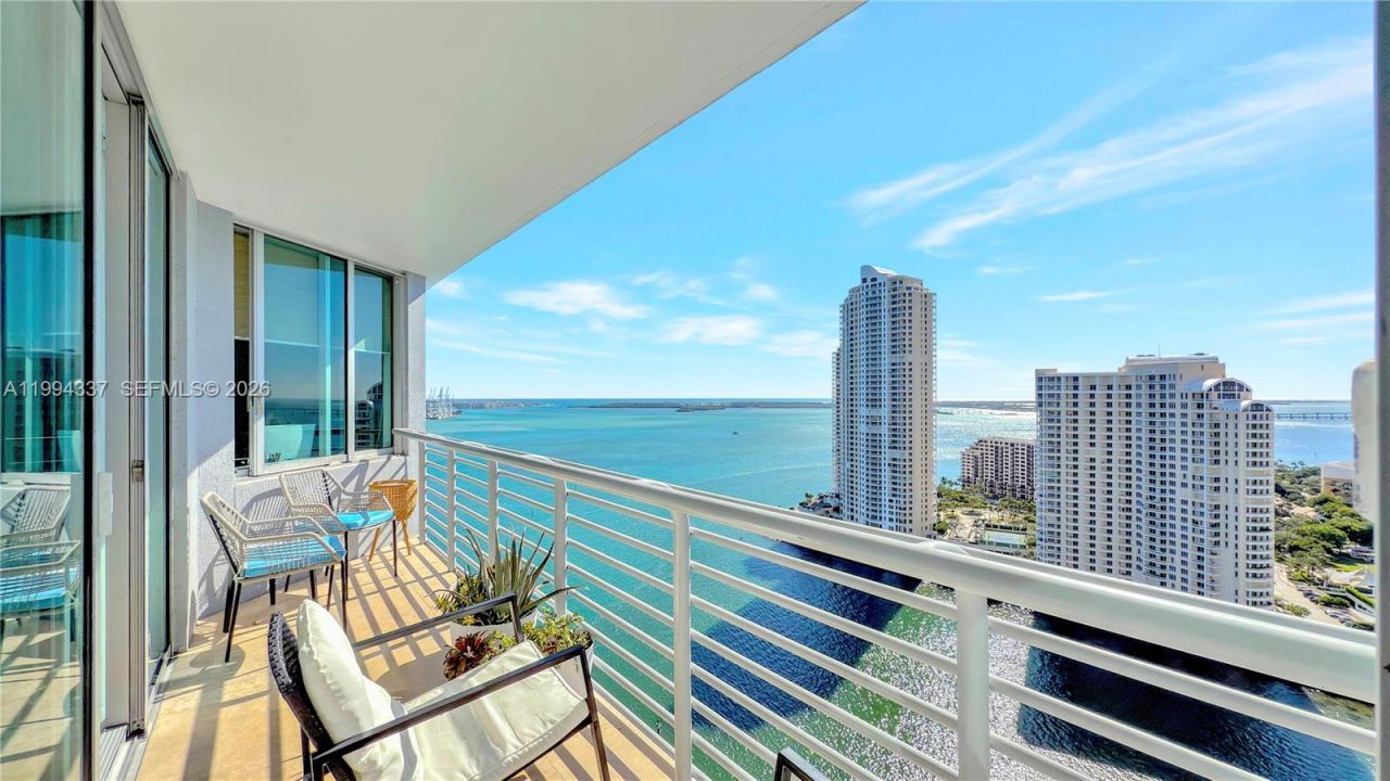 335 S Biscayne Blvd, Unit 2905, Miami, FL 33131 Photo