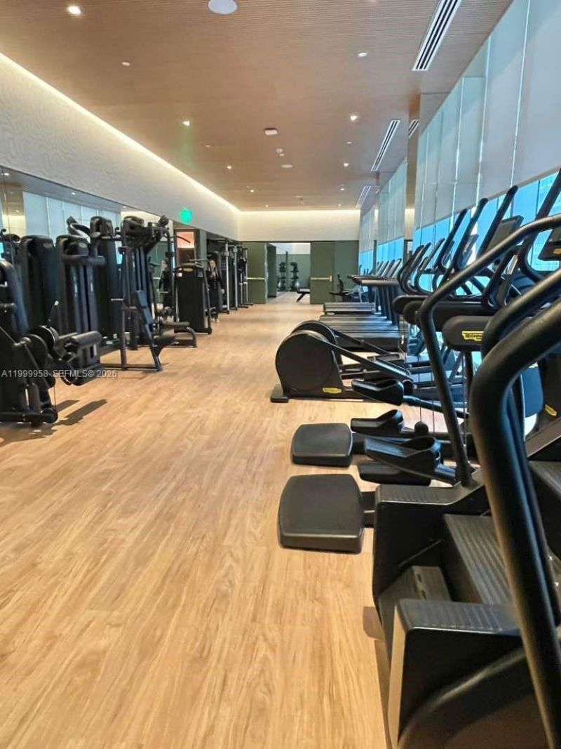 77 SE 5th Street, Unit 2905, Miami, FL 33131 Photo