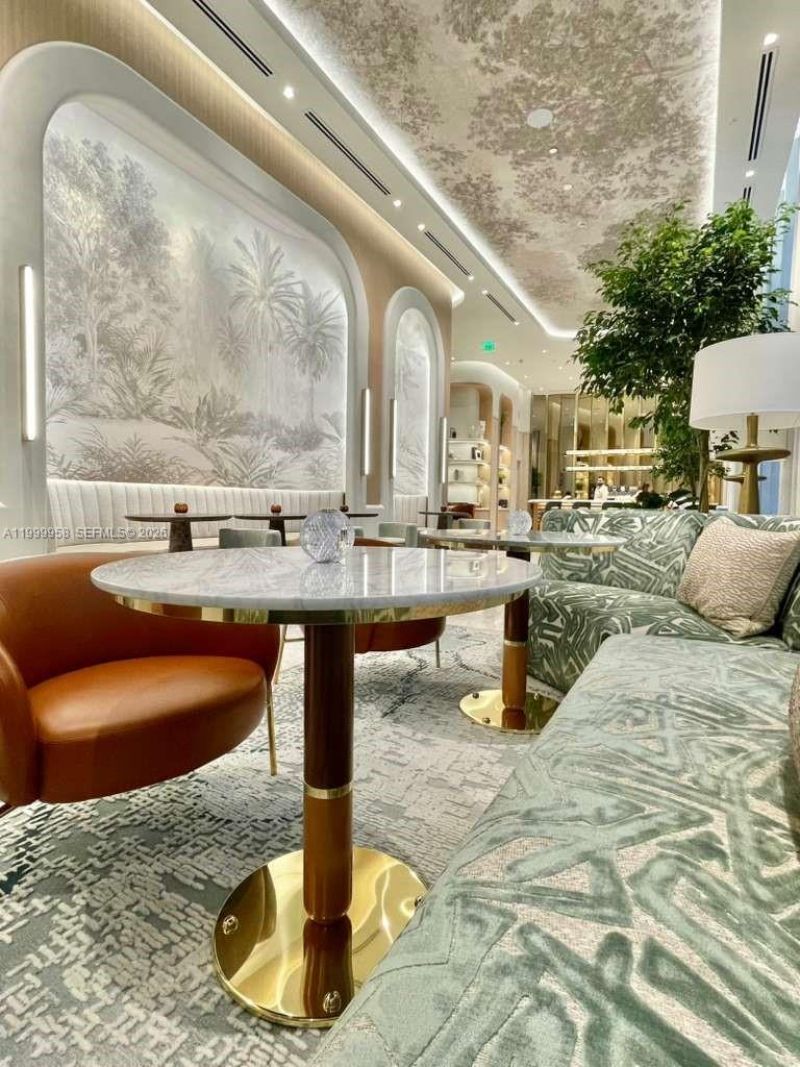 77 SE 5th Street, Unit 2905, Miami, FL 33131 Photo