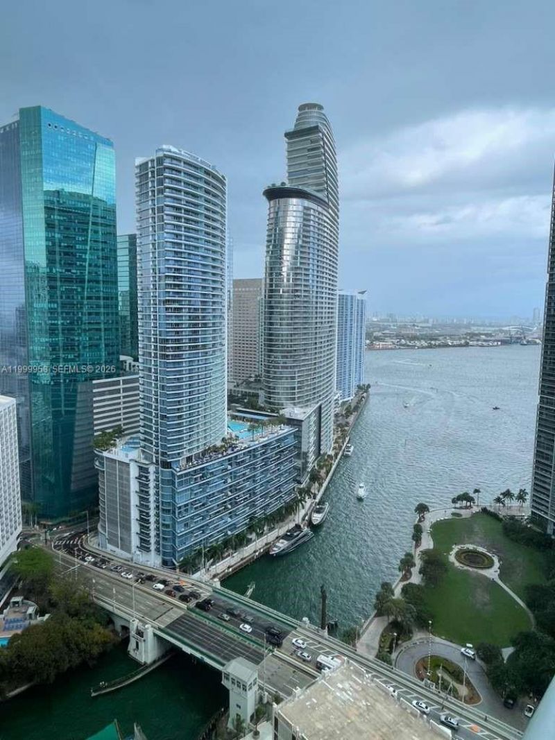 77 SE 5th Street, Unit 2905, Miami, FL 33131 Photo