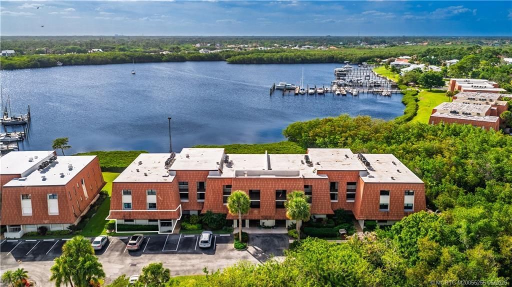 3100 SE Pruitt Road, Unit F101, Port Saint Lucie, FL 34952 Photo