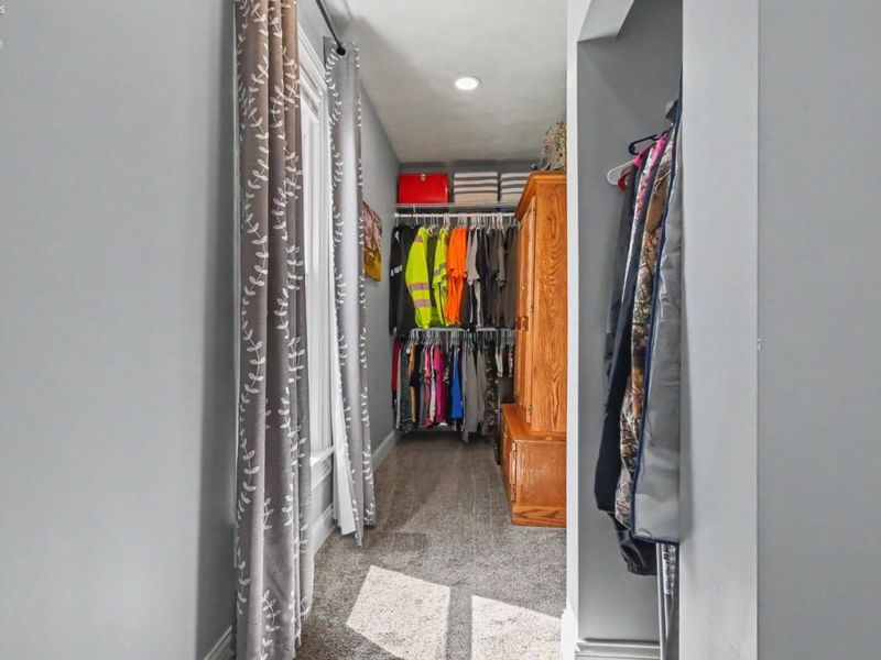 92 S Main Street, New London, OH 44851 Photo 22