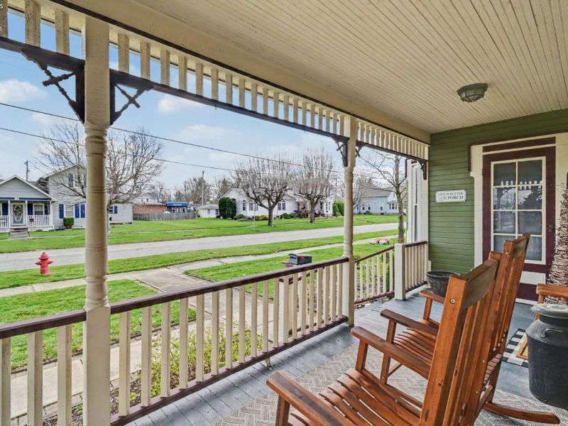 92 S Main Street, New London, OH 44851 Photo 3