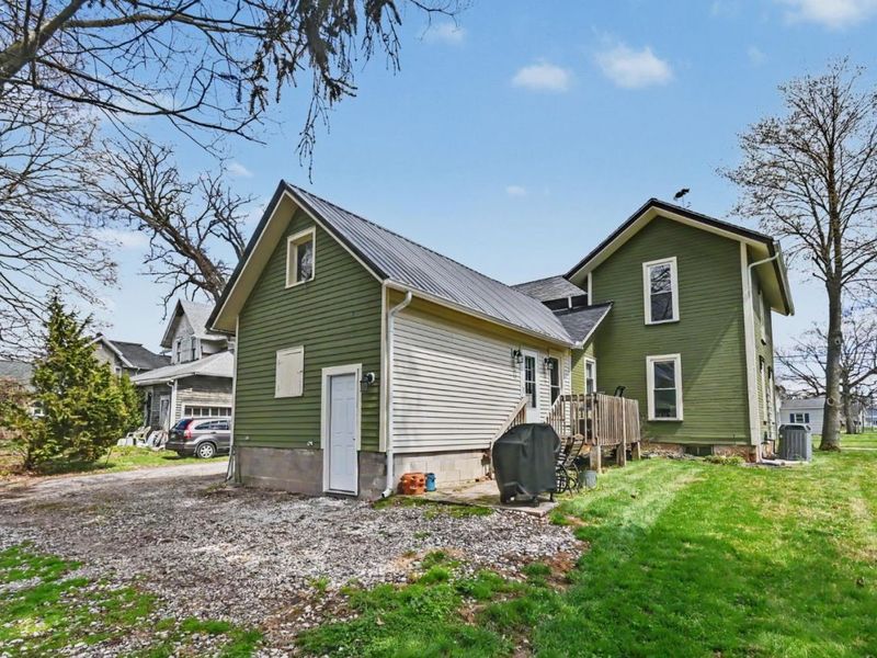 92 S Main Street, New London, OH 44851 Photo 32