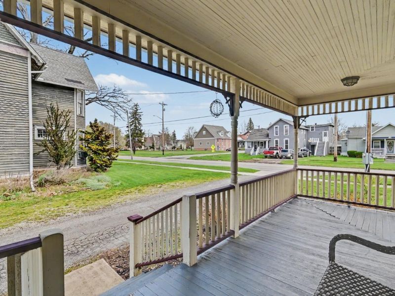 92 S Main Street, New London, OH 44851 Photo 4