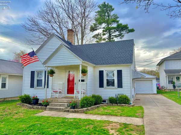 525 Third, Findlay, OH 45840