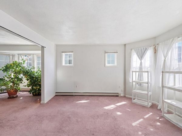 21 Ferndale St, Unit 2B, Boston, MA 02124