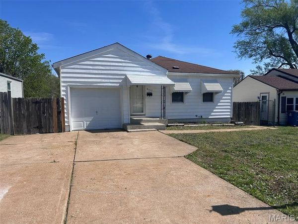 9517 Lydell Drive , Affton, MO 63123