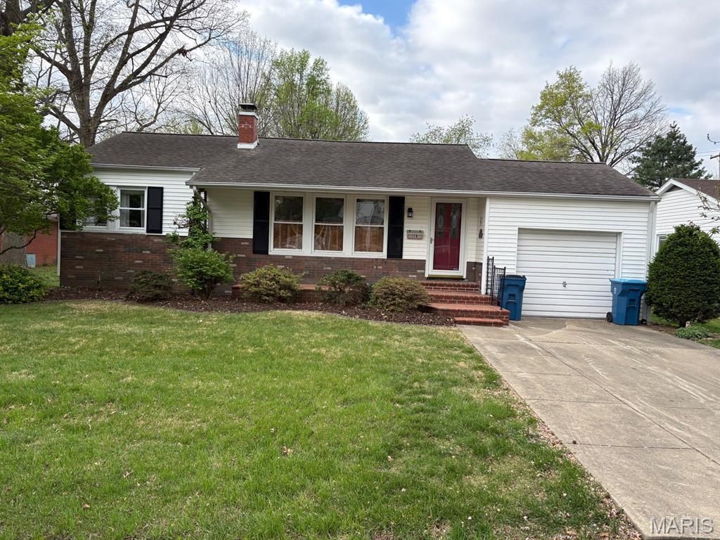 116 E 3rd Street, Trenton, IL 62293 Main Photo