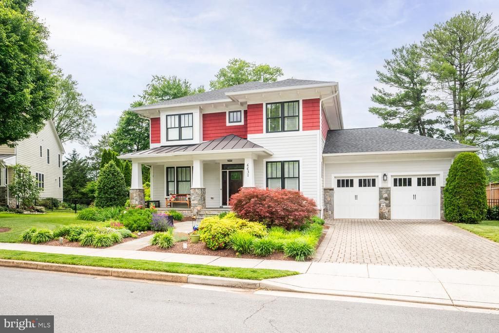 6631 29th Street N, Arlington, VA 22213 Main Photo