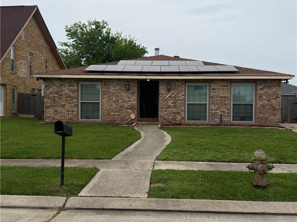 12940 CHANELLE Court, New Orleans, LA 70128