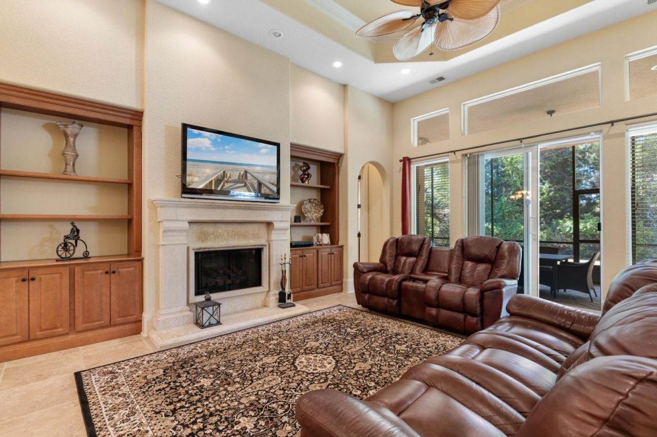 9891 Bellasera Circle Photo 12