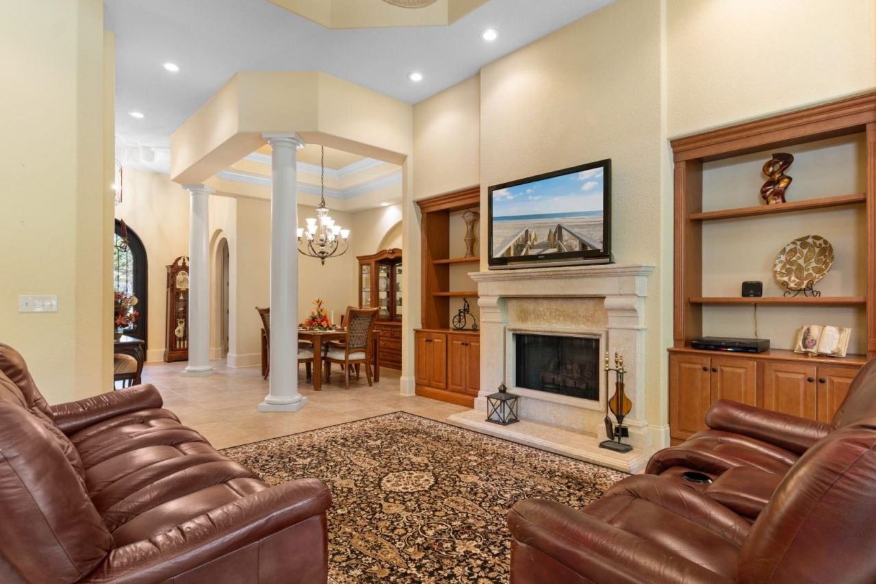 9891 Bellasera Circle Photo 13