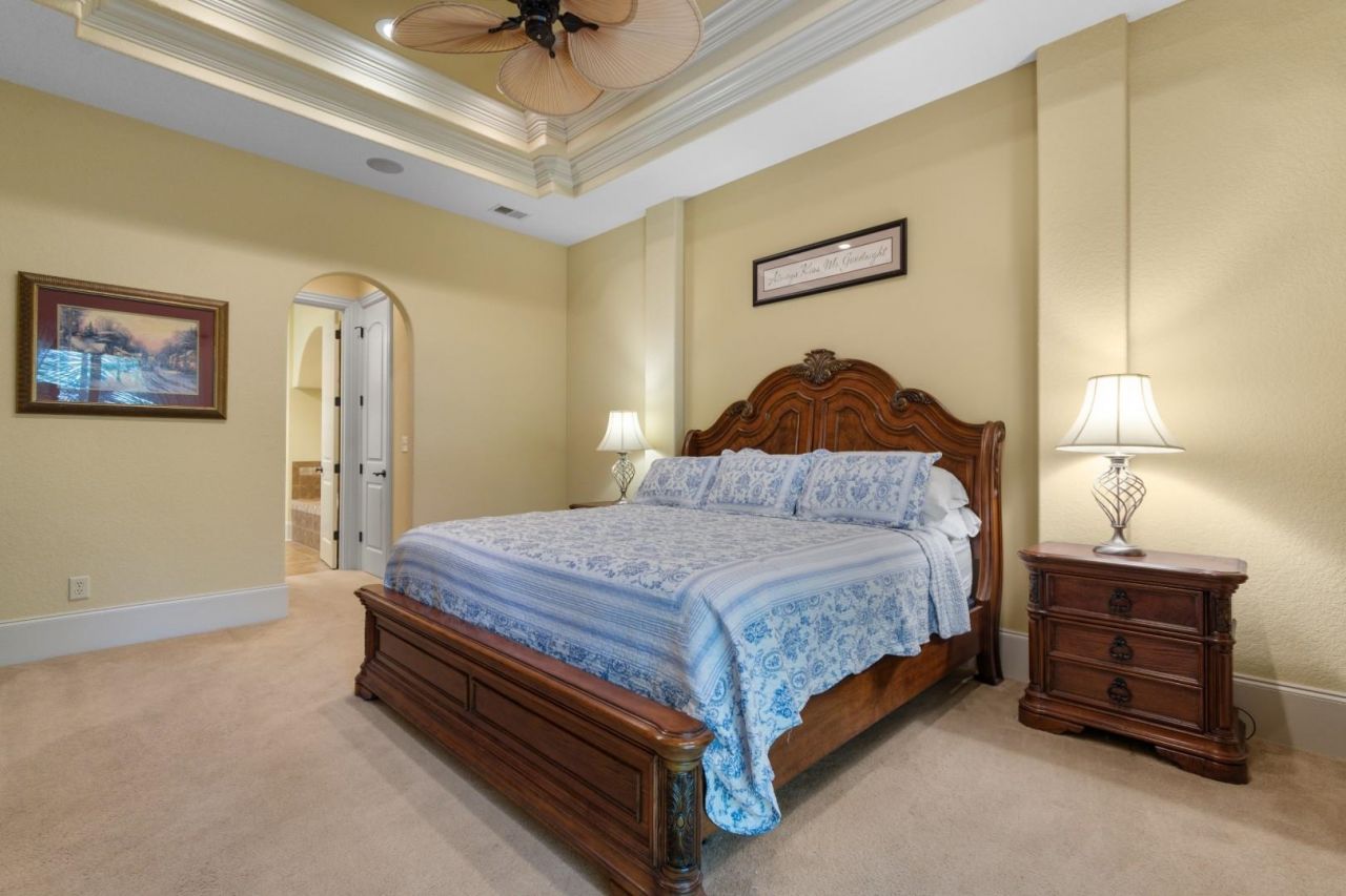 9891 Bellasera Circle Photo 16