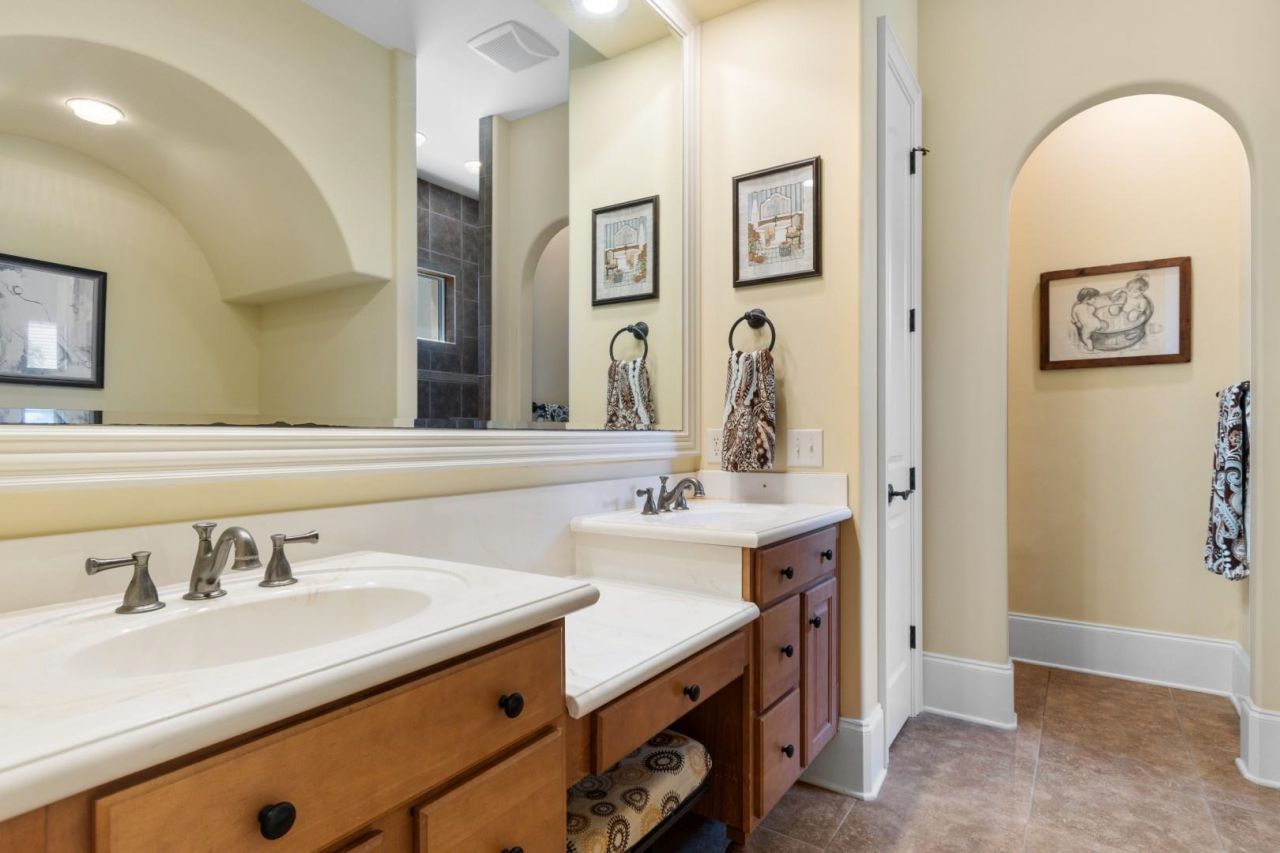 9891 Bellasera Circle Photo 19