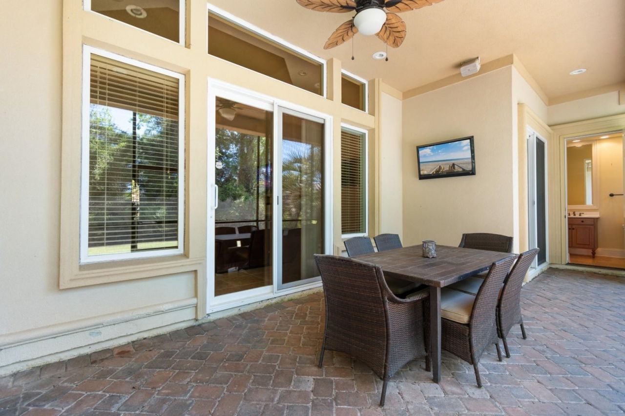 9891 Bellasera Circle Photo 35