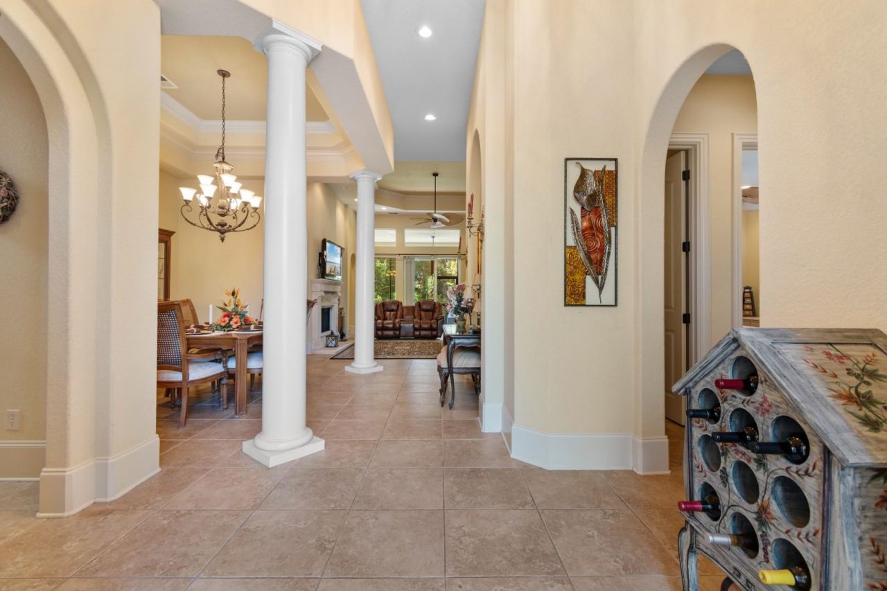 9891 Bellasera Circle Photo 4