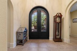 9891 Bellasera Circle photo 4