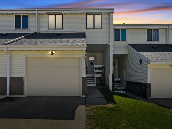 51 29th Ave Dr SW , Unit 18, Cedar Rapids, IA 52404