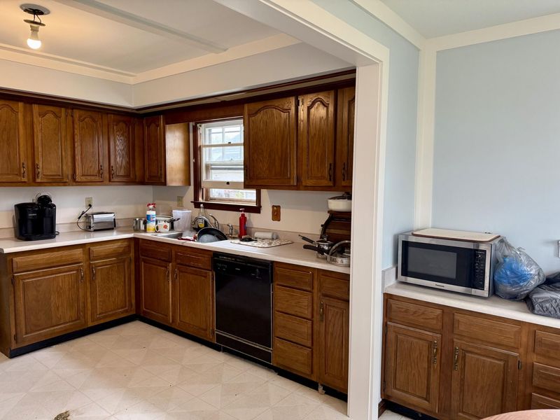 32 N East Street, Versailles, OH 45380 Photo 11