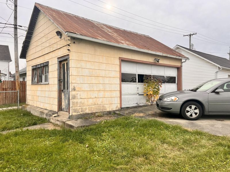 32 N East Street, Versailles, OH 45380 Photo 23