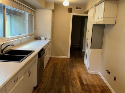 1948 W Benjamin Holt Dr, Stockton, CA 95207 Photo