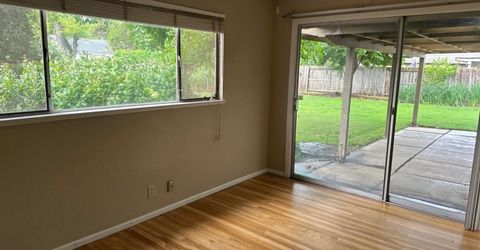 1948 W Benjamin Holt Dr, Stockton, CA 95207 Photo