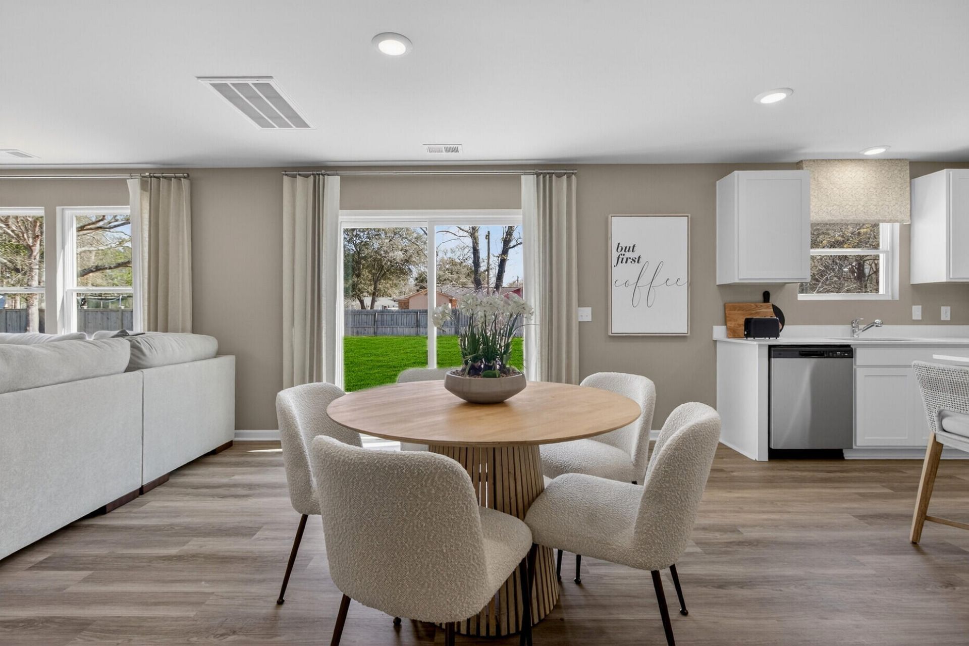 7079 Windham Way Photo 18